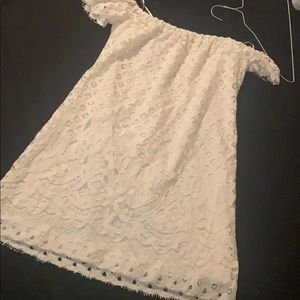 White lace off the shoulder dress